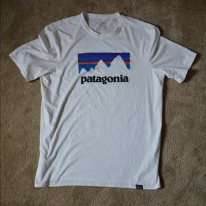 Patagonia Capilene Daily Graphic Tee: Men’s Medium